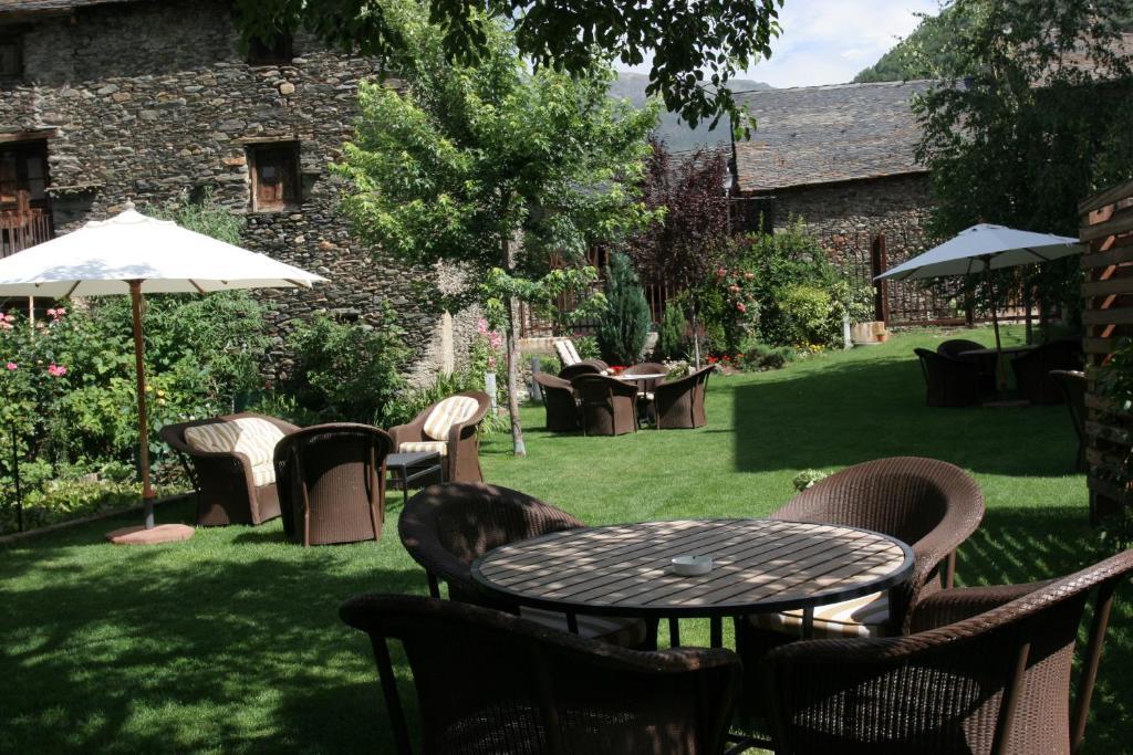 Hotel Vall Ferrera Areu Екстериор снимка